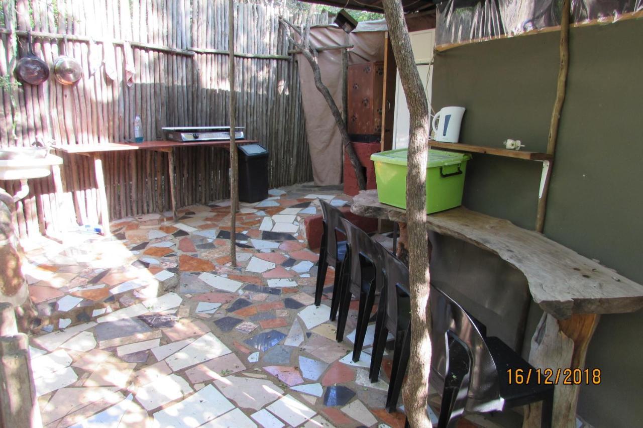 Amanzimlotzi Riverside Bush Camp Hoedspruit Exterior photo