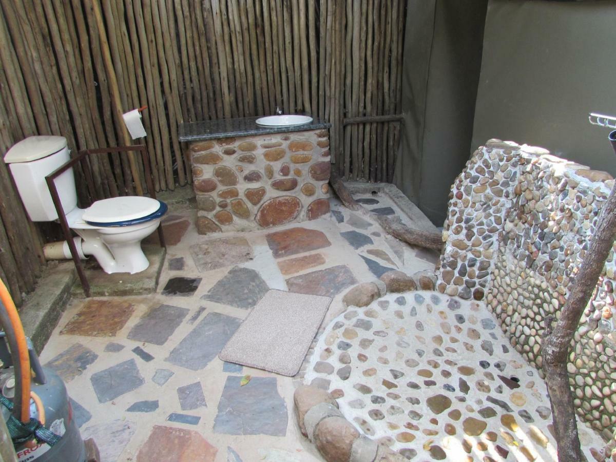 Amanzimlotzi Riverside Bush Camp Hoedspruit Exterior photo